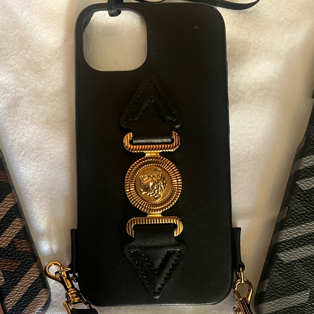 Versace Medusa iPhone 12/13 iPhone Case